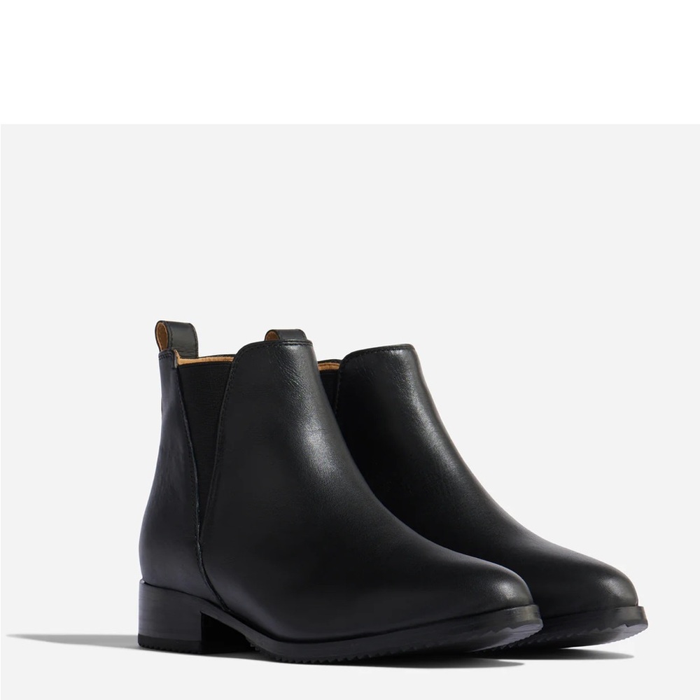 Nisolo Eva Chelsea Ankle Boots 9.5